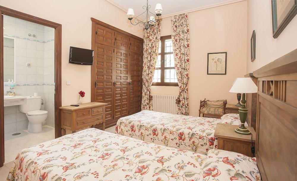 Hostal Las Paneras Ávila Екстериор снимка