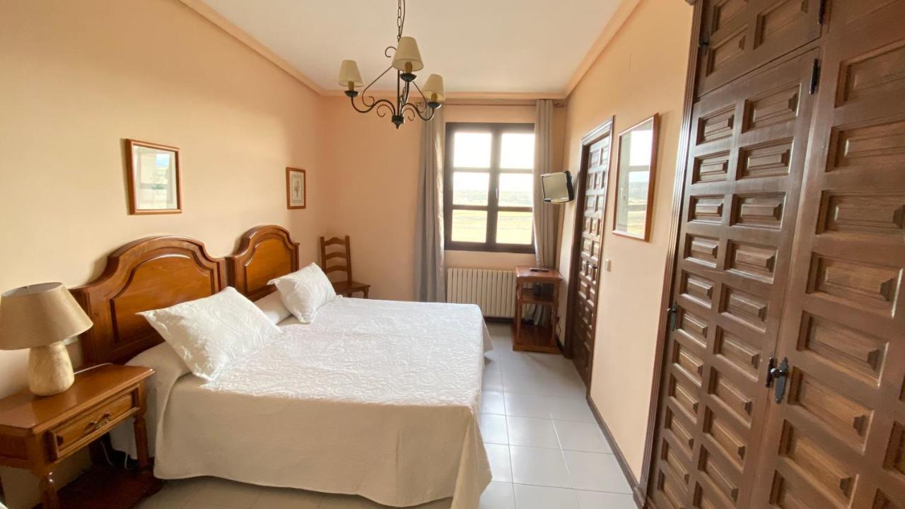 Hostal Las Paneras Ávila Екстериор снимка