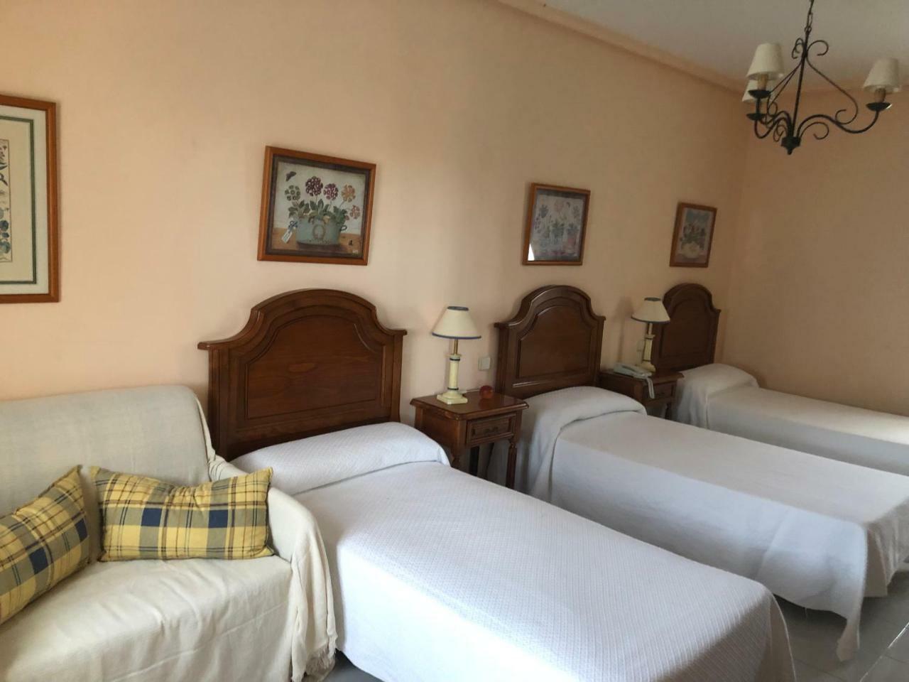Hostal Las Paneras Ávila Екстериор снимка